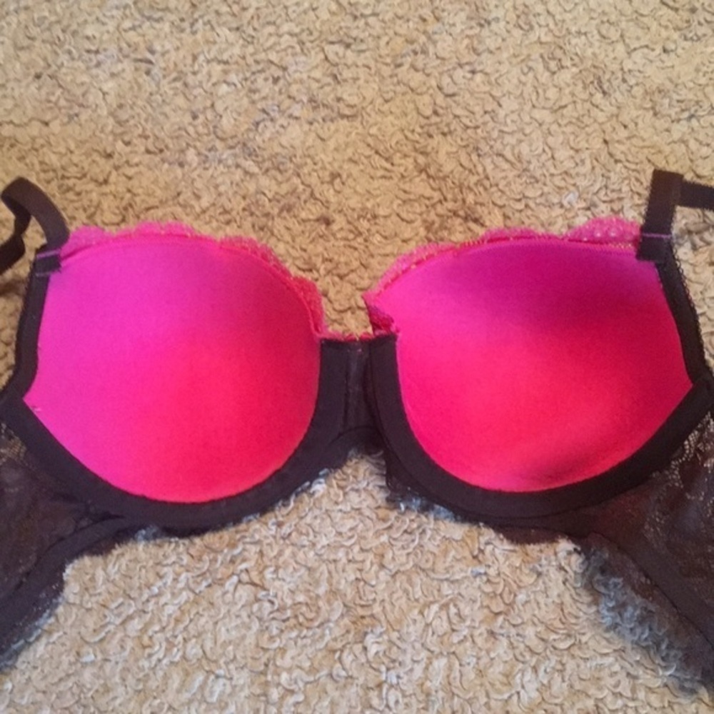 34C VICTORIA’S SECRET Bra - Picture 4 of 8